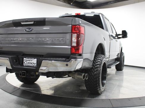 Used 2021 Ford F350 Lariat w/ Chrome Package image 9