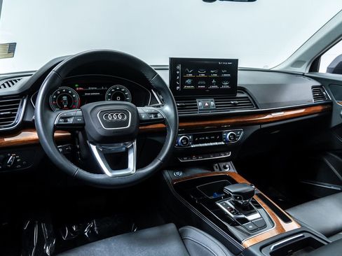 Used 2022 Audi Q5 2.0T Premium Plus image 4