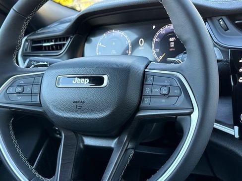 New 2026 Jeep Grand Cherokee Limited image 14