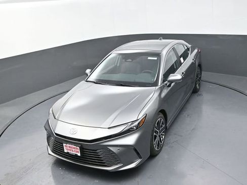 New 2025 Toyota Camry XLE w/ Premium Plus Package FWD image 20