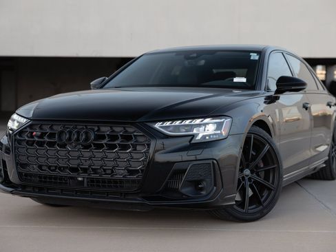 Used 2024 Audi S8 image 48