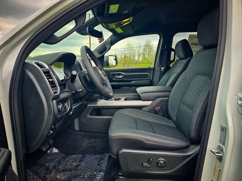New 2026 RAM 1500 Big Horn AWD/4WD image 13