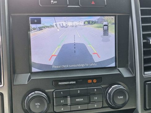 Used 2021 Ford F250 XLT w/ XLT Premium Package AWD/4WD image 21