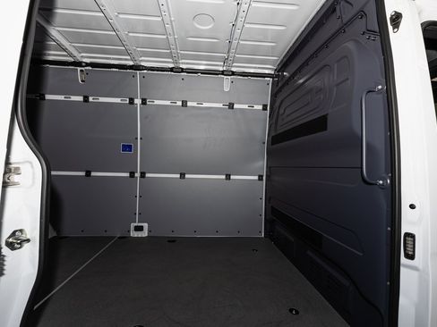 Used 2025 Mercedes-Benz Sprinter 3500 image 18