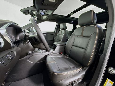 Used 2019 Chevrolet Blazer Premier w/ Sun and Wheels Package image 22