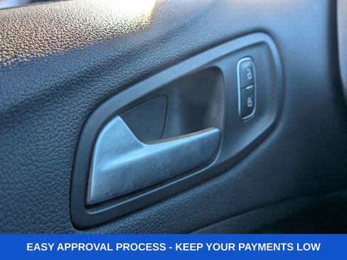 Used 2019 Ford Escape SE AWD/4WD image 39