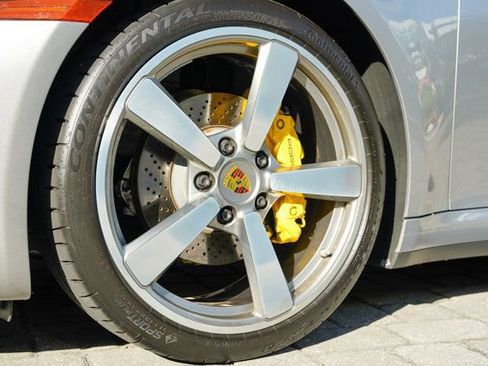 Used 2021 Porsche 911 Carrera image 41