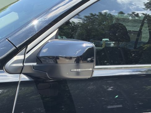 Certified 2025 Honda Pilot EX-L image 28