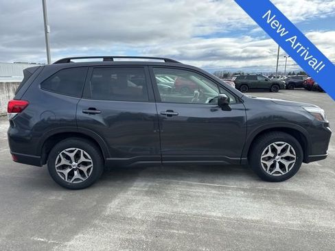 Used 2019 Subaru Forester Premium w/ Popular Package #1 image 8