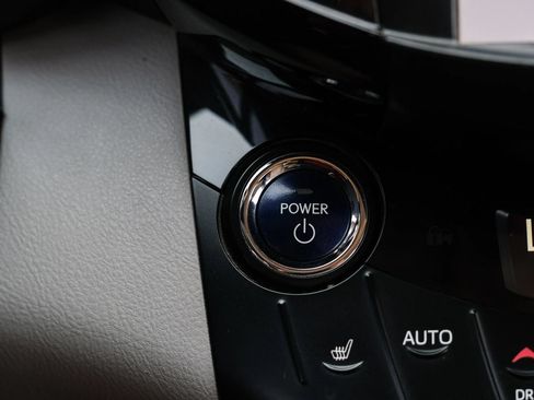 Used 2014 Toyota RAV4 EV FWD image 18