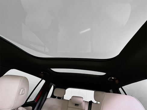 Certified 2025 Mercedes-Benz GLB 250 image 22