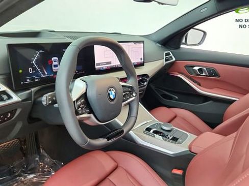 Used 2025 BMW 330i Sedan RWD image 18