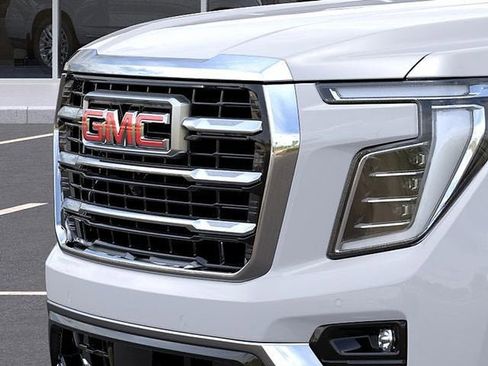 New 2026 GMC Yukon Elevation AWD/4WD image 13