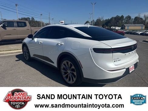 Used 2024 Toyota Crown Limited w/ Advanced Technology Package image 5