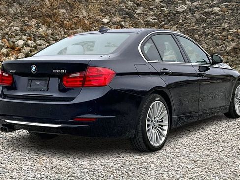 Used 2013 BMW 328i xDrive Sedan image 2