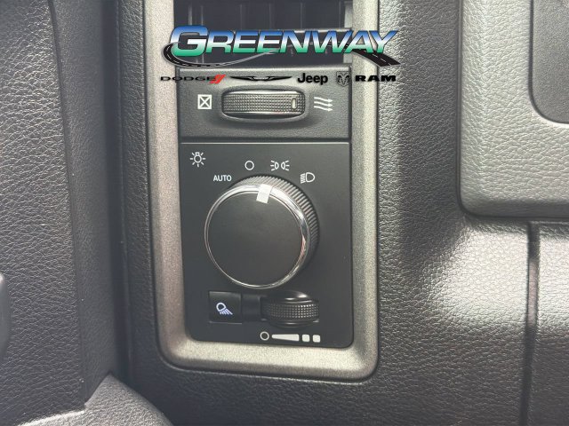 Used 2018 RAM 3500 Tradesman w/ Chrome Appearance Group AWD/4WD image 21