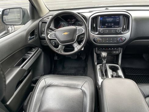 Used 2022 Chevrolet Colorado LT w/ Redline Special Edition AWD/4WD image 11