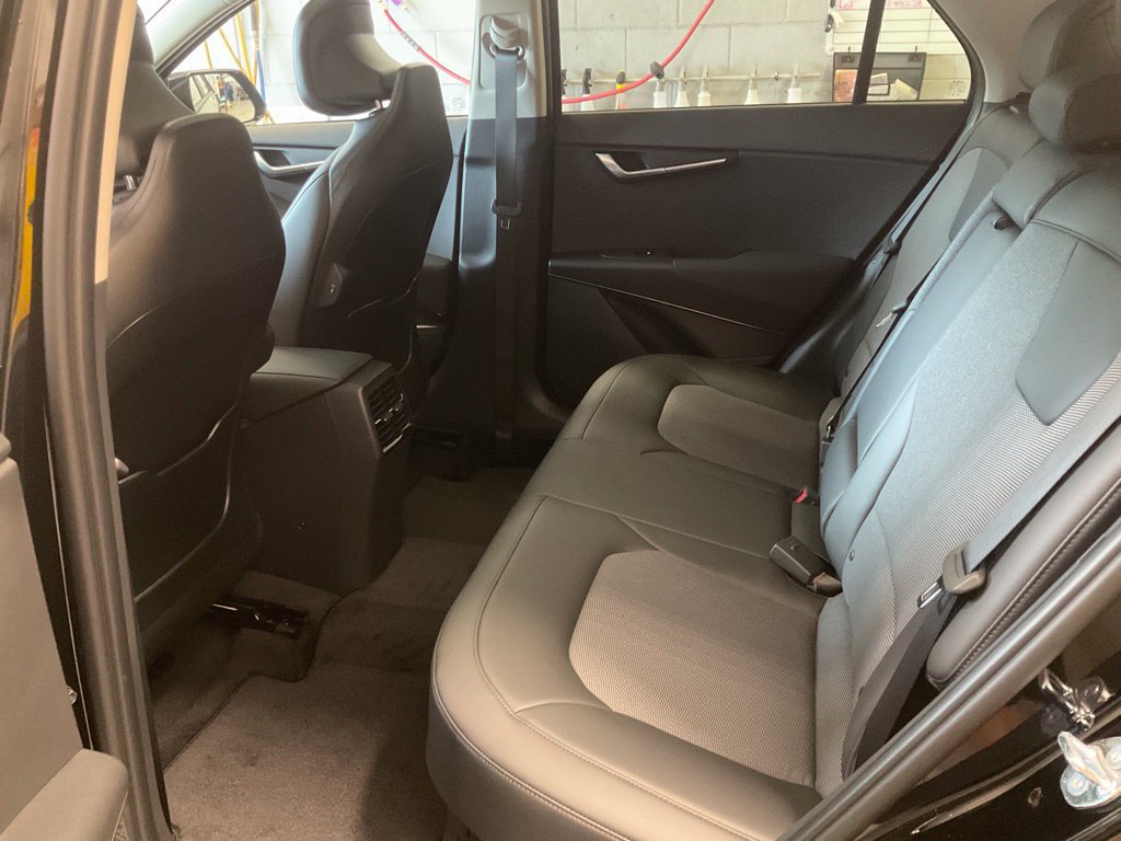 Used 2025 Kia Niro EX Touring FWD image 21