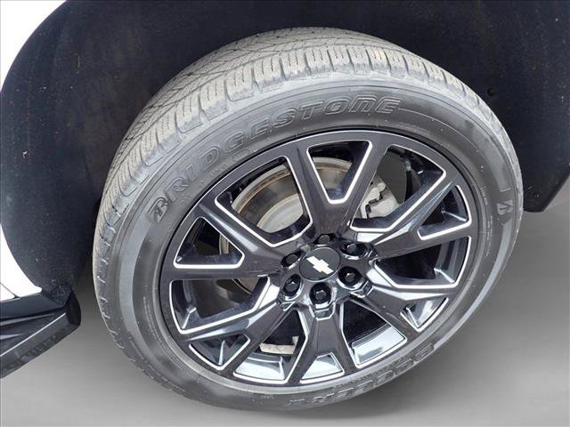 Used 2021 Chevrolet Tahoe Premier w/ Premium Package AWD/4WD image 7