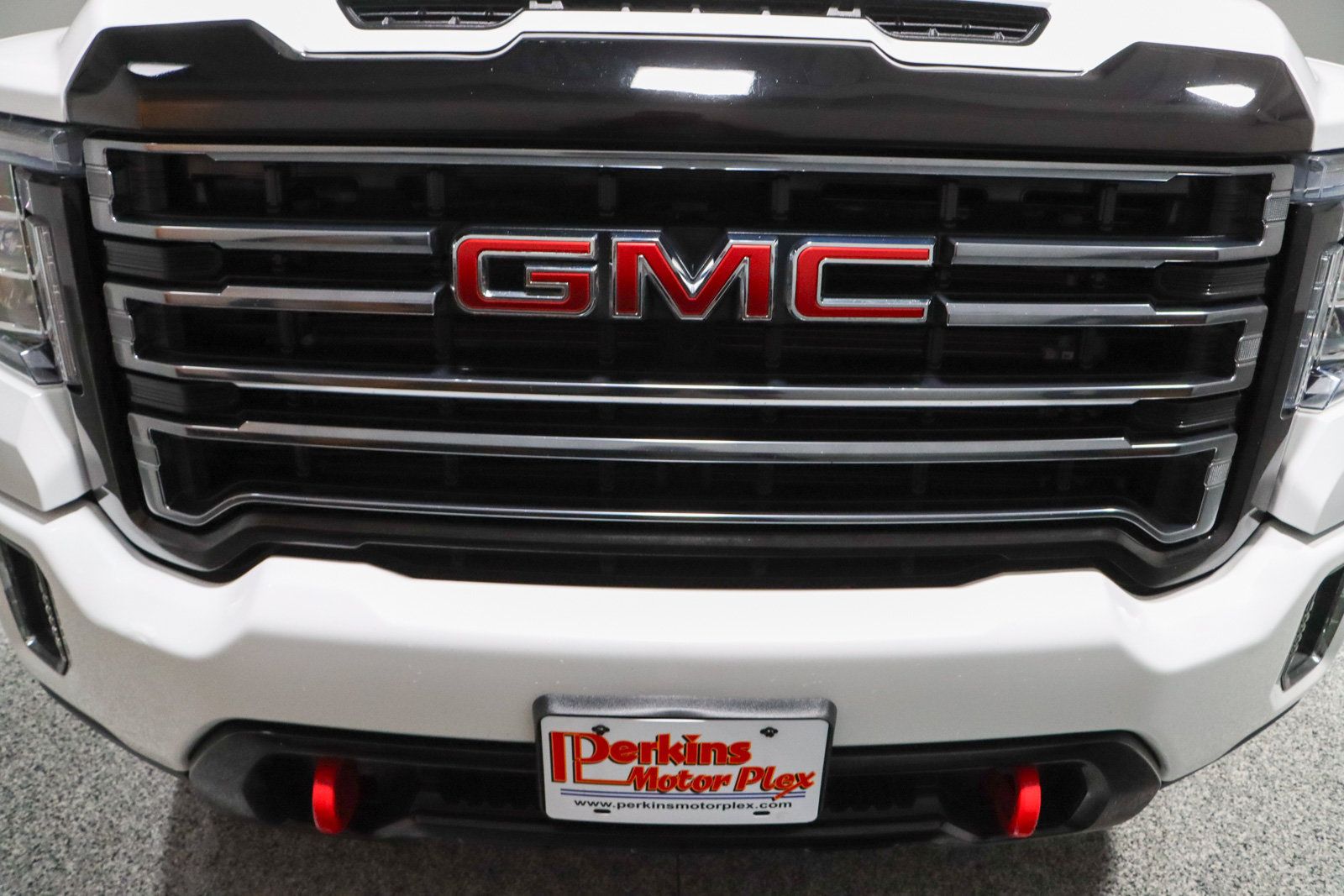 Used 2023 GMC Sierra 2500 AT4 w/ Gooseneck/5TH Wheel Package AWD/4WD image 4