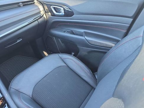 Used 2024 Jeep Compass Trailhawk image 19