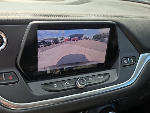 Used 2020 Chevrolet Blazer LT FWD image 24