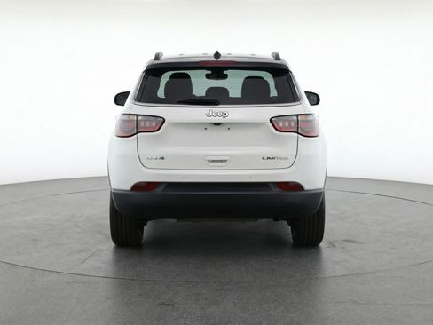 Used 2025 Jeep Compass Limited image 7