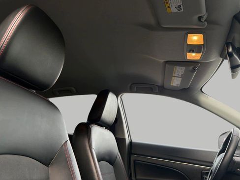 Used 2024 Mitsubishi Outlander Sport SE image 19