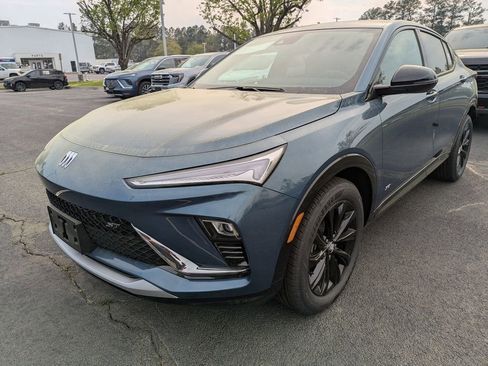 New 2026 Buick Envista Sport Touring image 4