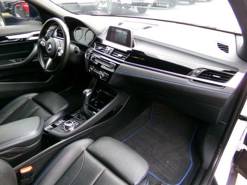 Used 2018 BMW X2 sDrive28i w/ M SportX Package image 12