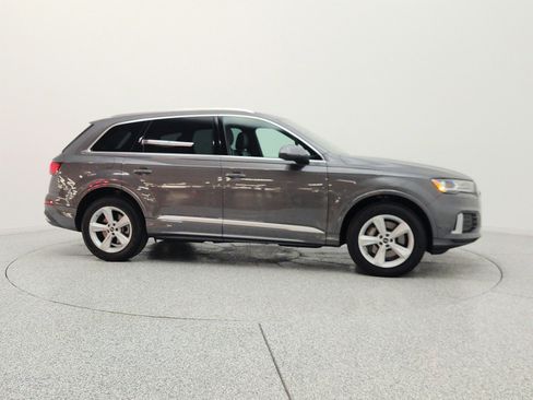 Used 2022 Audi Q7 2.0T Premium Plus AWD/4WD image 4