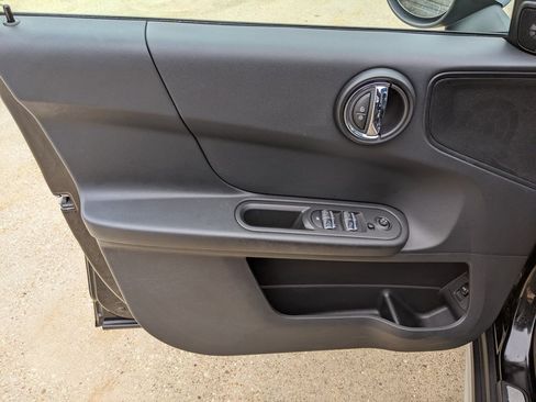 Used 2018 MINI Cooper Countryman image 9