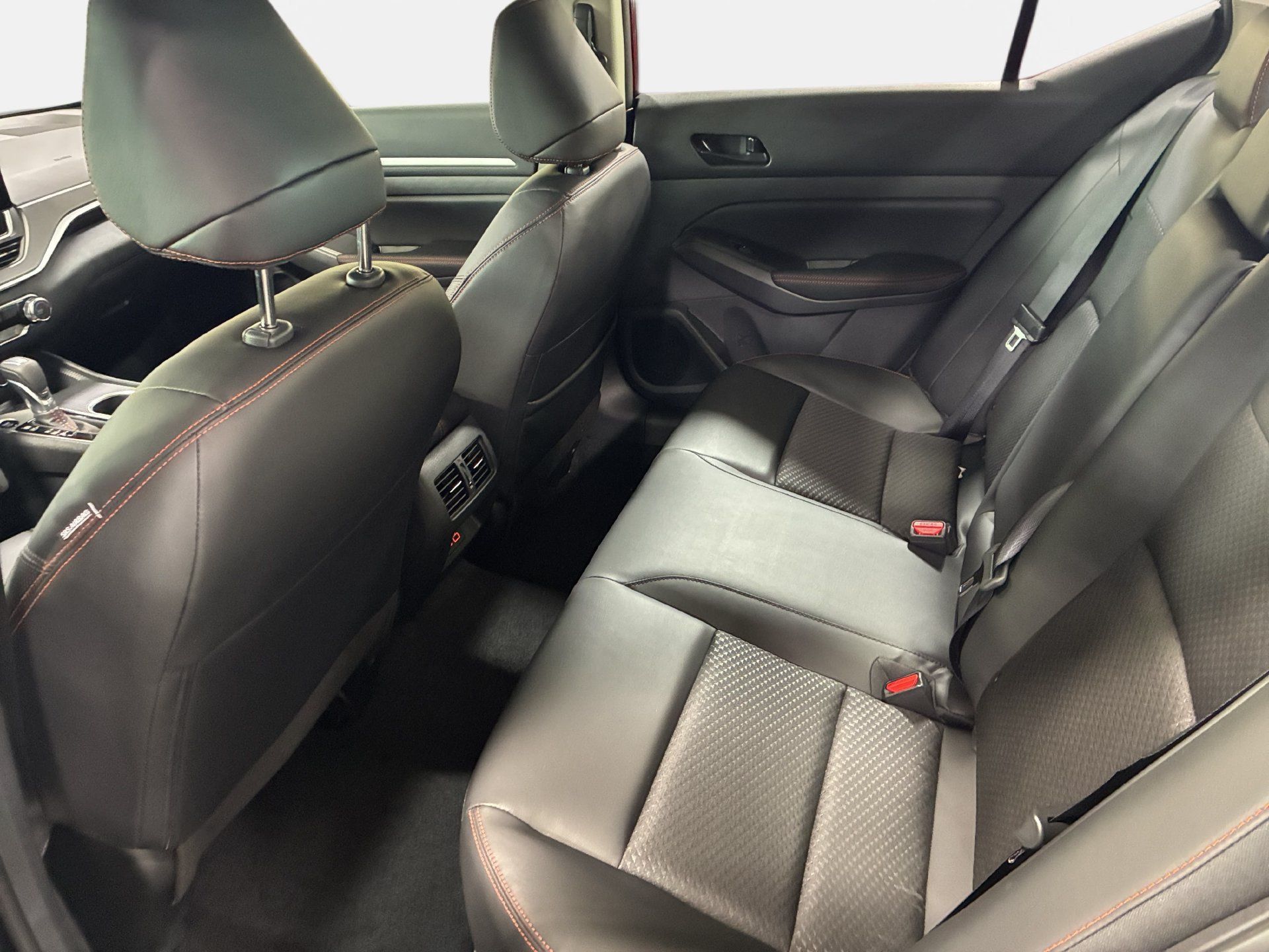 New 2026 Nissan Altima 2.5 SR FWD image 14