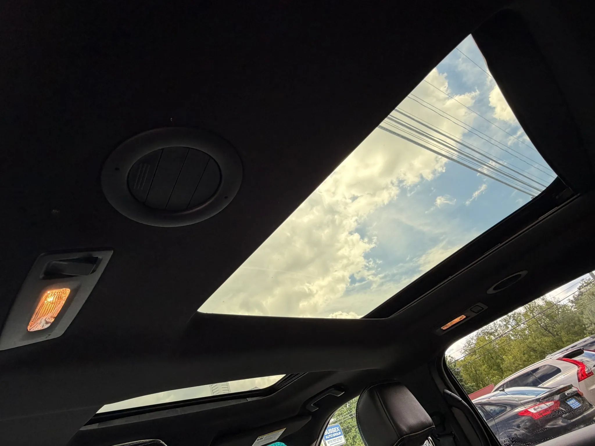 Used 2016 Ford Explorer Limited w/ Equipment Group 301A FWD image 34