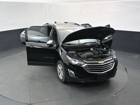 Used 2020 Chevrolet Equinox Premier AWD/4WD image 17