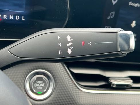 New 2026 Chevrolet Equinox RS w/ Convenience Package III AWD/4WD image 31