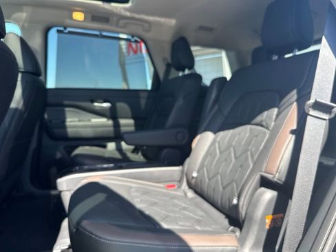 New 2026 Nissan Pathfinder Platinum AWD/4WD image 15