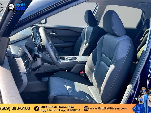 Certified 2024 Nissan Rogue SV AWD/4WD image 22