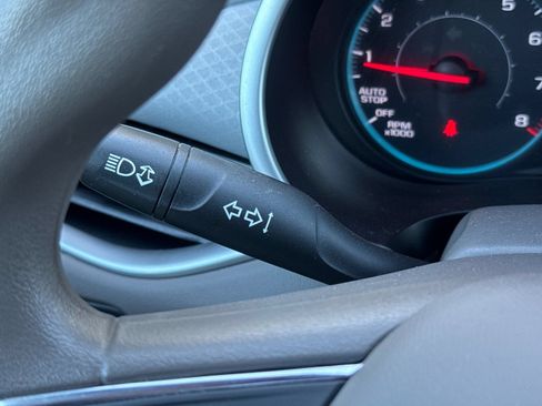 Used 2018 Chevrolet Malibu LS FWD image 27