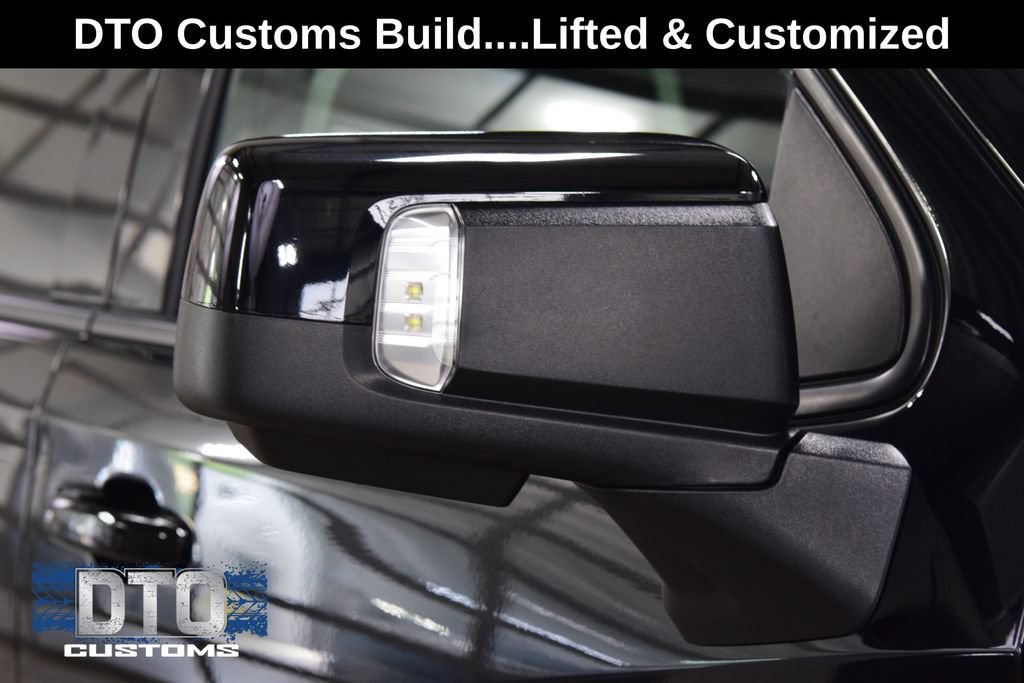 Used 2025 Chevrolet Silverado 1500 High Country w/ Midnight Edition AWD/4WD image 15