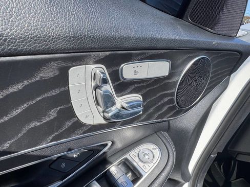 Used 2017 Mercedes-Benz C 300 4MATIC Sedan w/ Premium 1 Package image 4