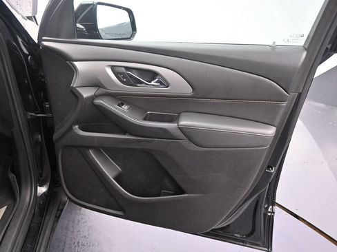 Used 2020 Chevrolet Traverse LS w/ LPO, Floor Liner Package AWD/4WD image 23