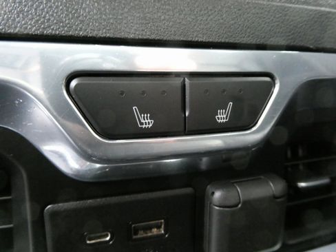 Used 2020 GMC Sierra 3500 Denali w/ Denali Ultimate Package image 22