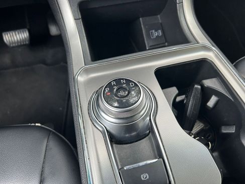 Used 2022 Ford Edge SEL image 41