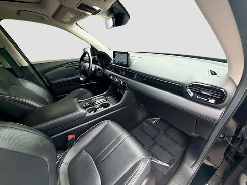 Used 2025 Honda Pilot Elite image 33
