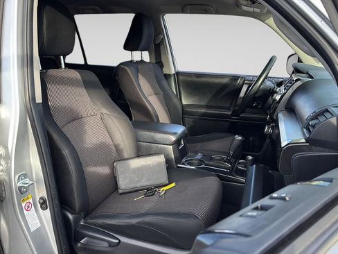 Used 2014 Toyota 4Runner Trail image 10