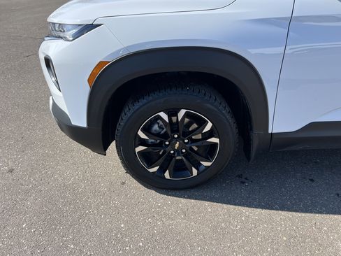 Certified 2022 Chevrolet TrailBlazer LT w/ Convenience Package image 4