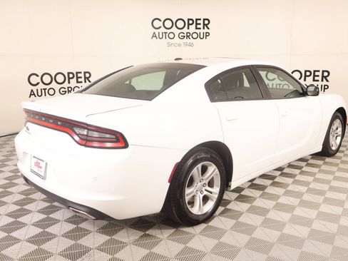 Used 2022 Dodge Charger SXT w/ Leather Interior Group RWD image 22
