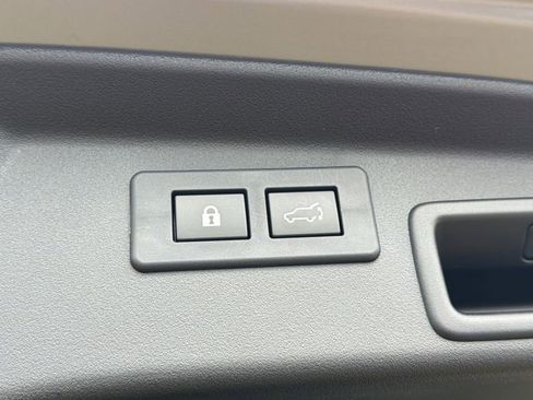 Certified 2026 Subaru Outback Premium AWD/4WD image 12