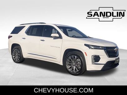 Used 2023 Chevrolet Traverse Premier